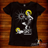 Art Show 2021 tee: "Button Pusher"